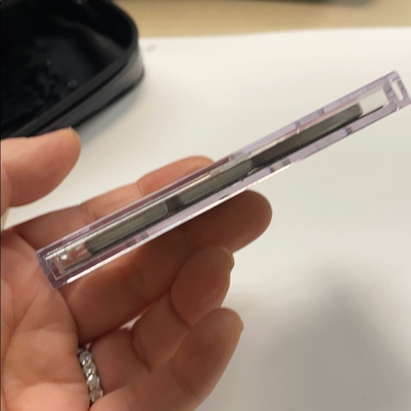 Trish McEvoy Classic Zip Makeup Planner w/Makeup - Picture 13 of 16